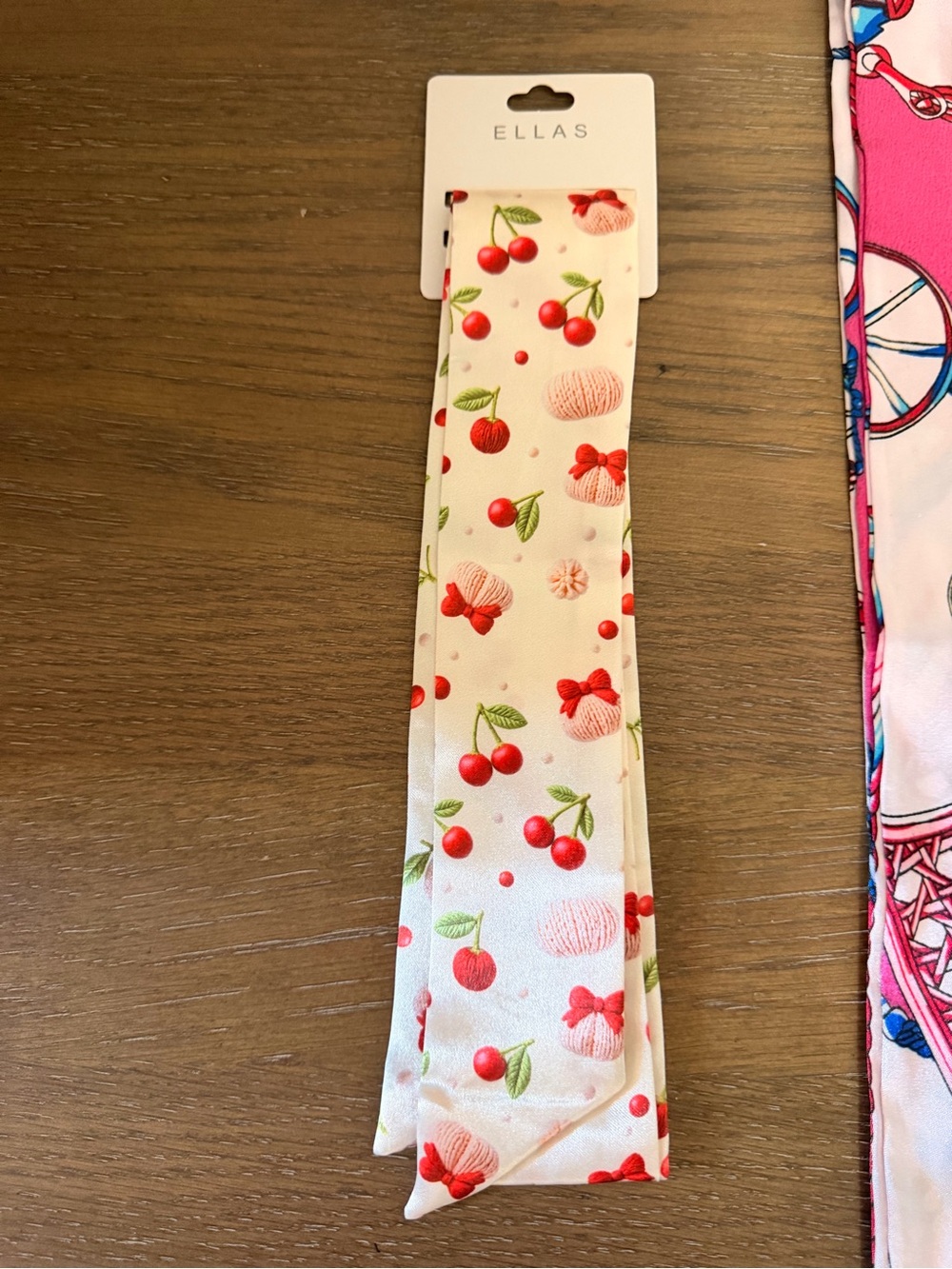 Bag/purse Scarves. 5 available! - Picture 2 of 6